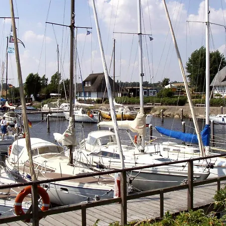 8 Person In Dom wakacyjny